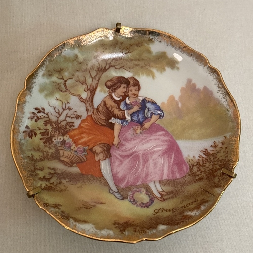 Vtg Fragonard Limoges France Miniature Plate Courting Couple in Garden 4"D